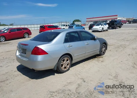 2006 Honda Accord 2.4 Ex from USA, damaged, VIN 1HGCM56806A142204